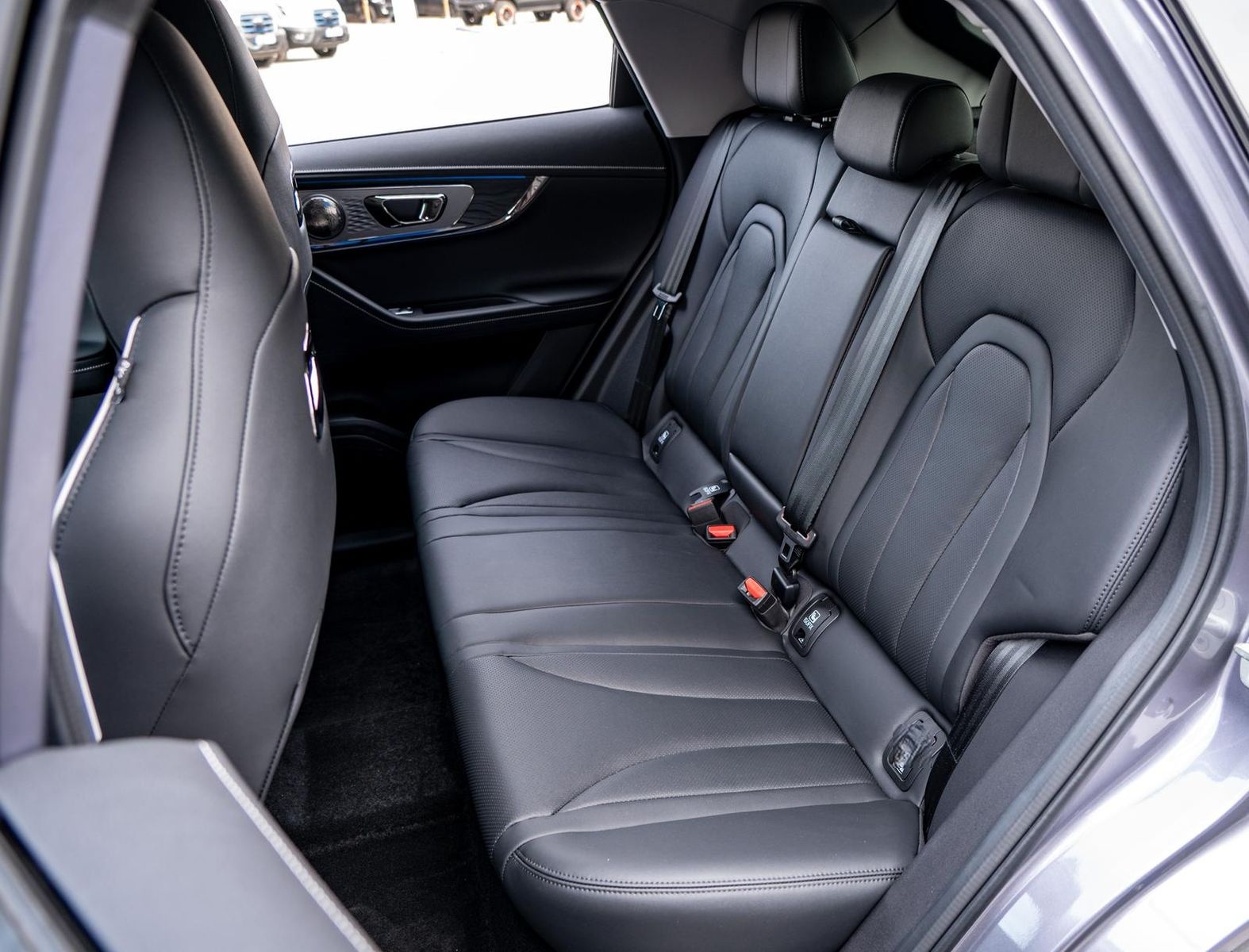 OMODA Omoda 5 EV Premium bis 6000€ Prämie foto 14