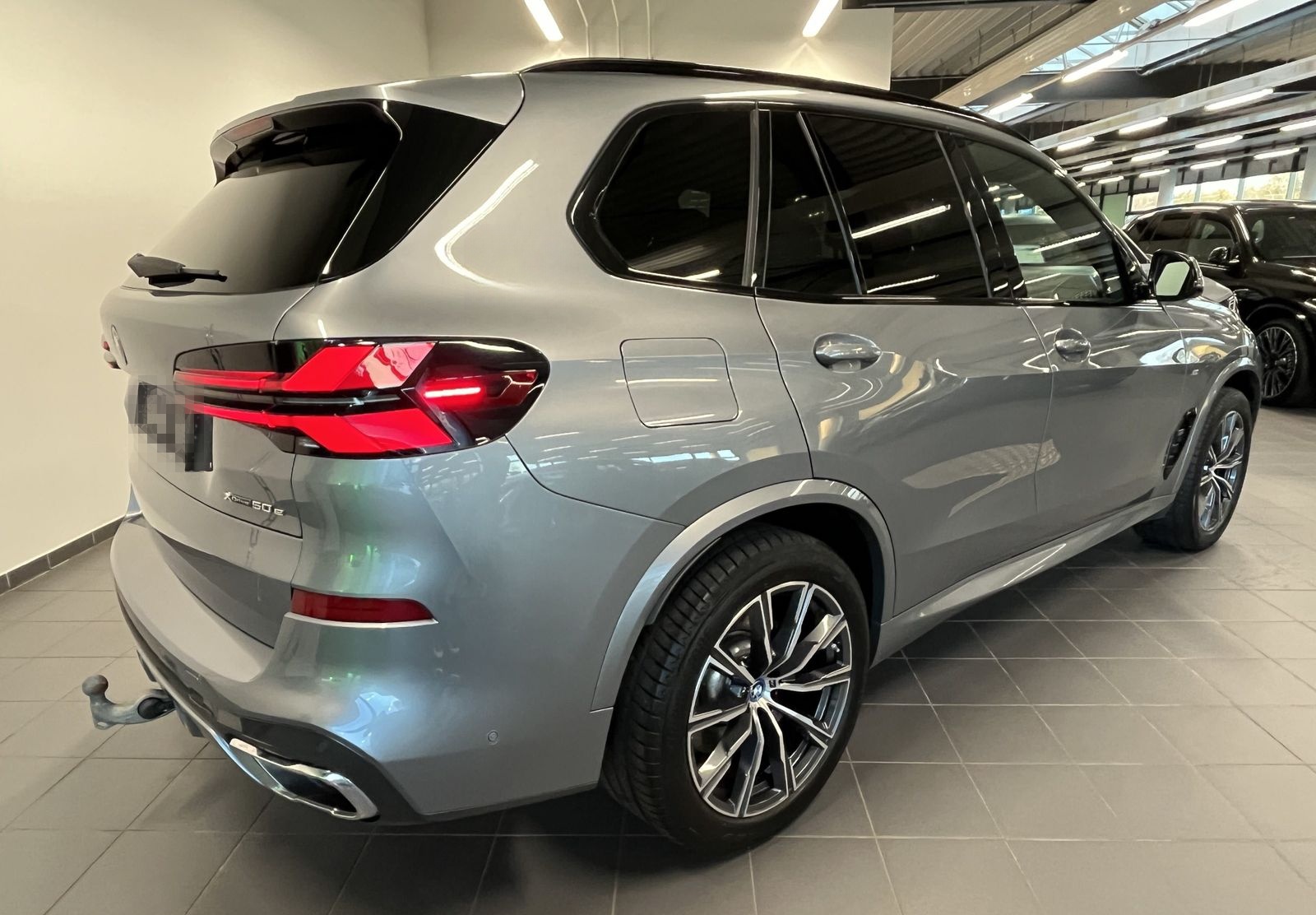 BMW X5 xDrive50e M Sport PANO AHK RFK NAVI Standh. foto 3