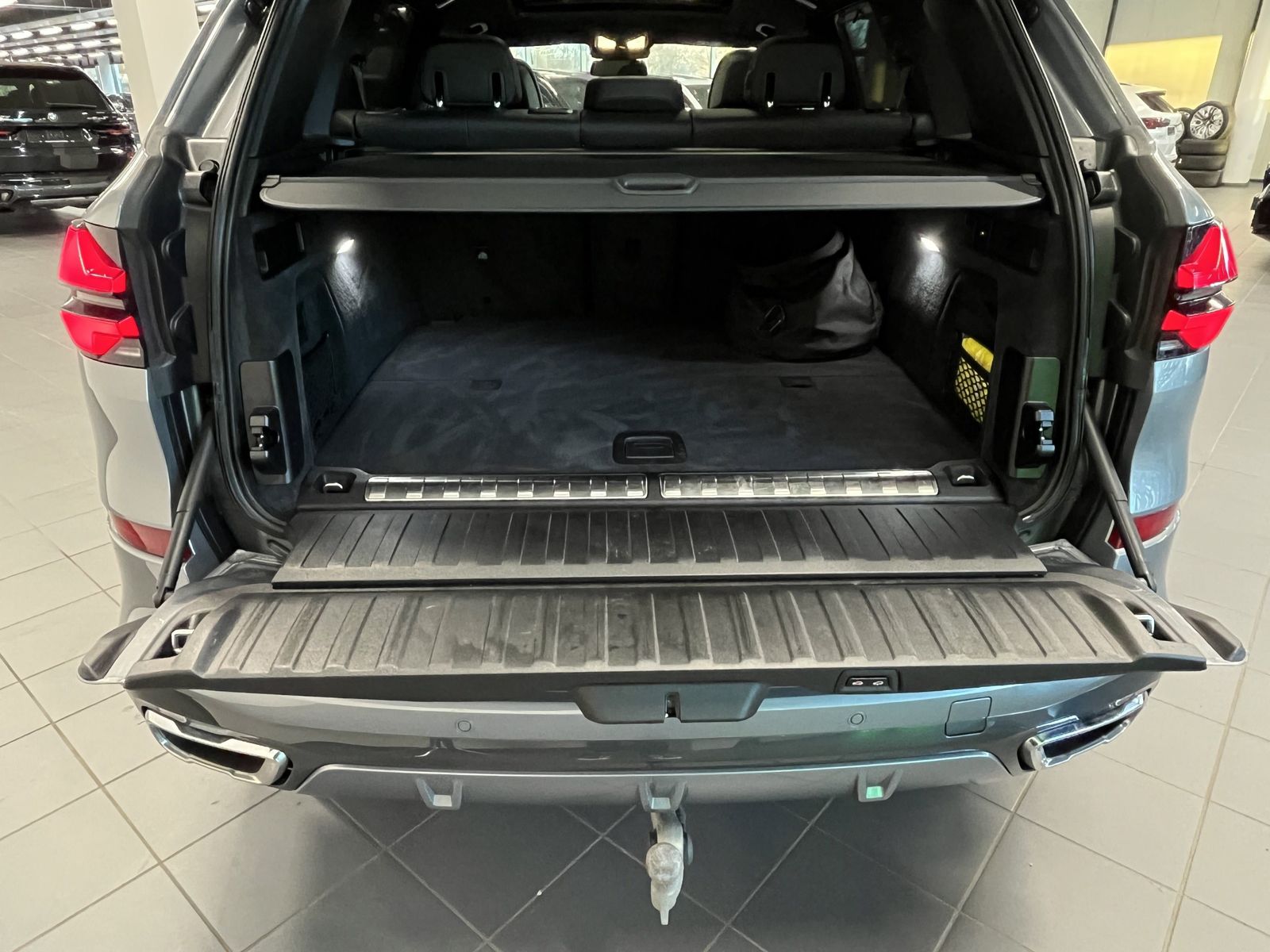 BMW X5 xDrive50e M Sport PANO AHK RFK NAVI Standh. foto 10