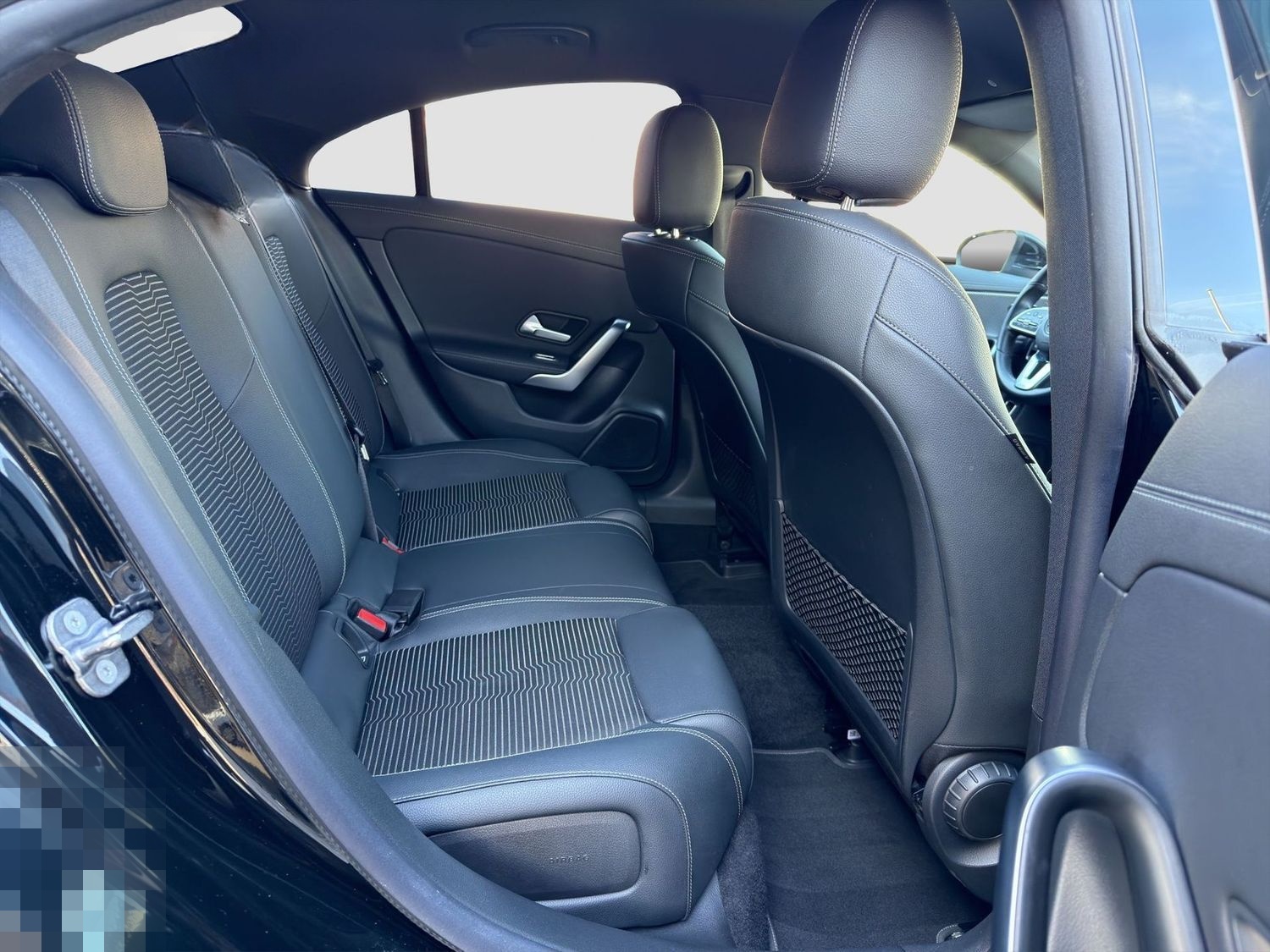 Mercedes-Benz CLA 180 Limousine Progessive DCT Navi LED R-Cam  foto 15