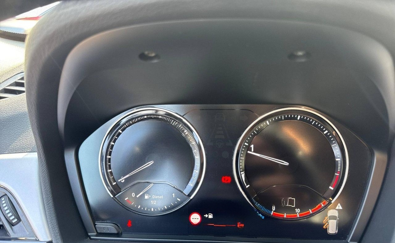 BMW X1 18dA Advantage Navi,LED,Parkass,Sportsi,SHZ foto 9