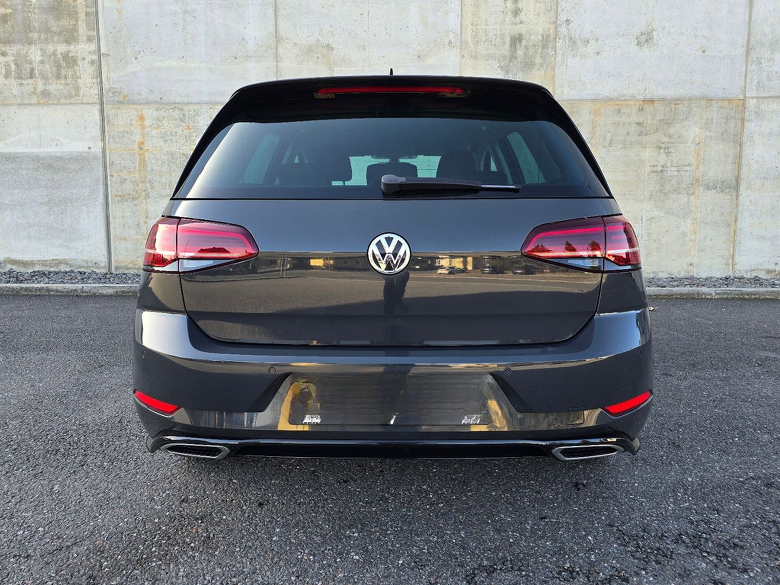 Volkswagen Golf VII R-line 2.0TDI 150PS DSG Navi AHK LED foto 14