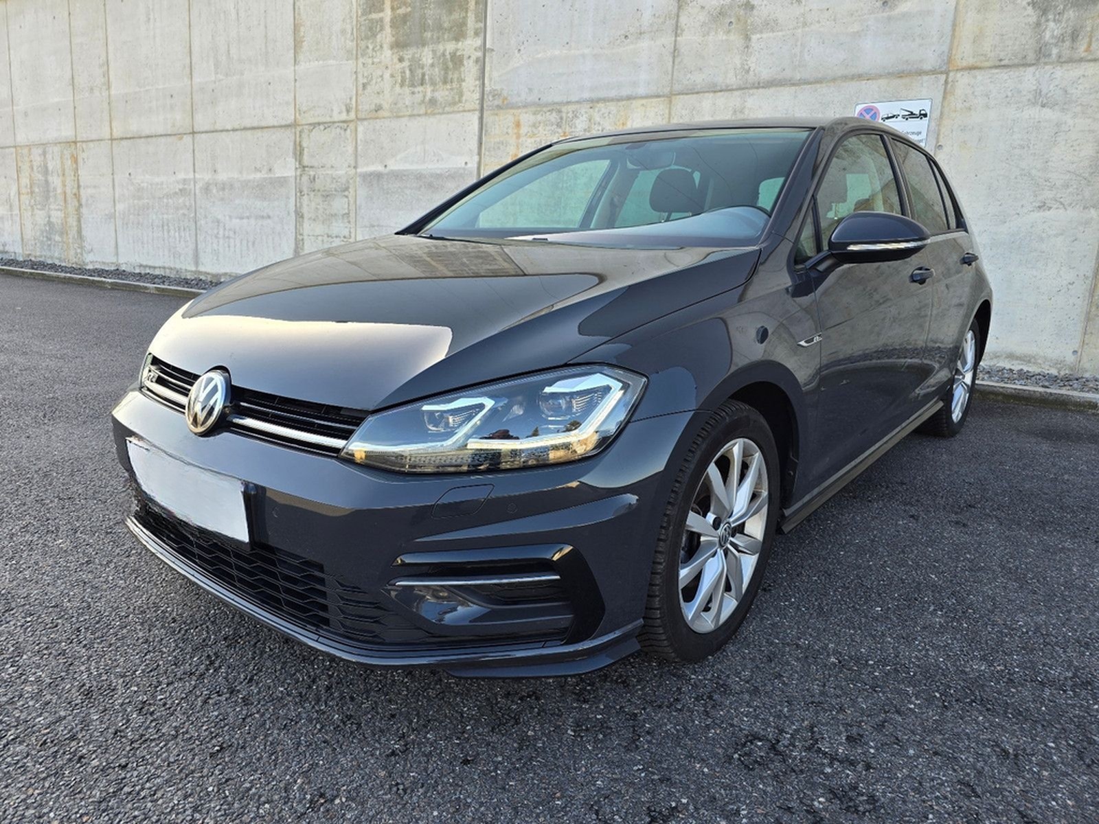 Volkswagen Golf VII R-line 2.0TDI 150PS DSG Navi AHK LED foto 3