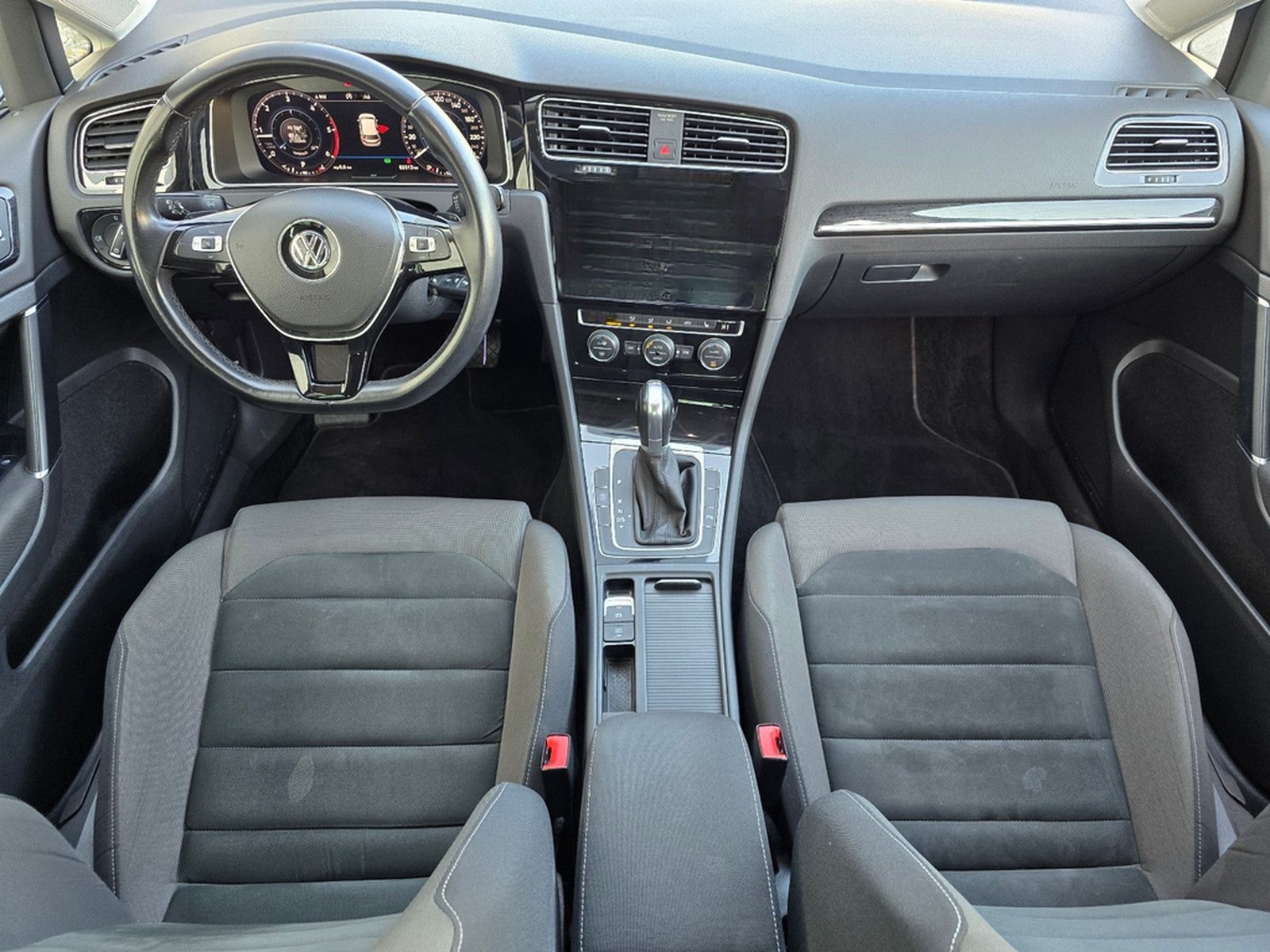 Volkswagen Golf VII R-line 2.0TDI 150PS DSG Navi AHK LED foto 21