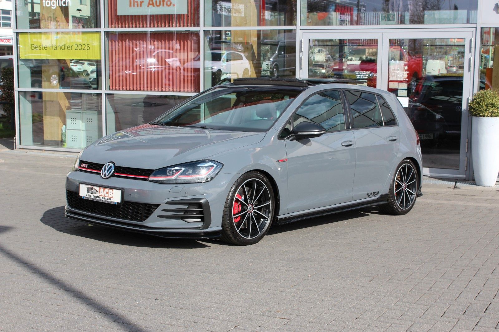 Volkswagen Golf VII GTI TCR Akrapovic Panorama DynAudio foto 3