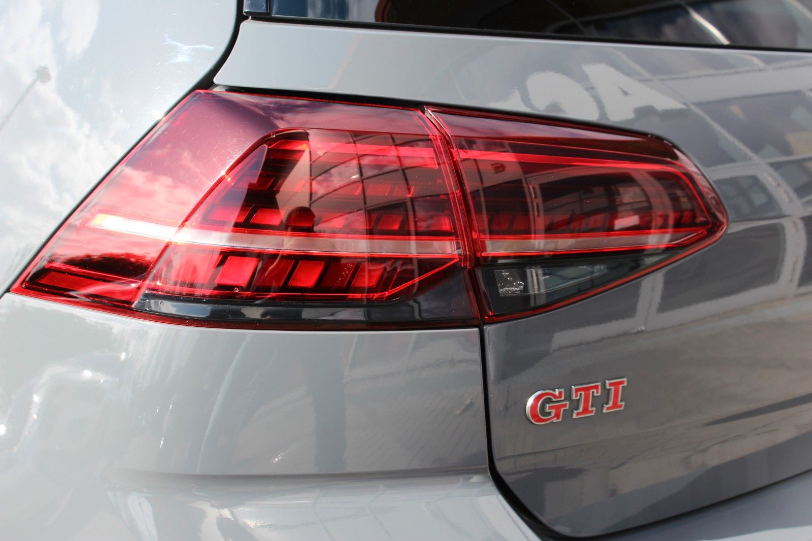Volkswagen Golf VII GTI TCR Akrapovic Panorama DynAudio foto 24