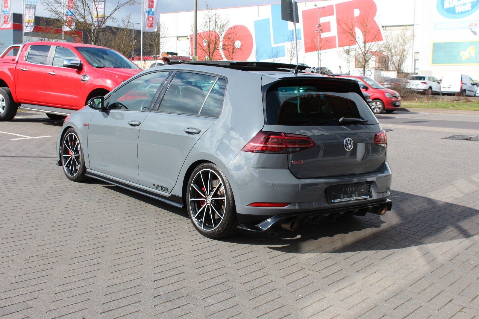 Volkswagen Golf VII GTI TCR Akrapovic Panorama DynAudio foto 4