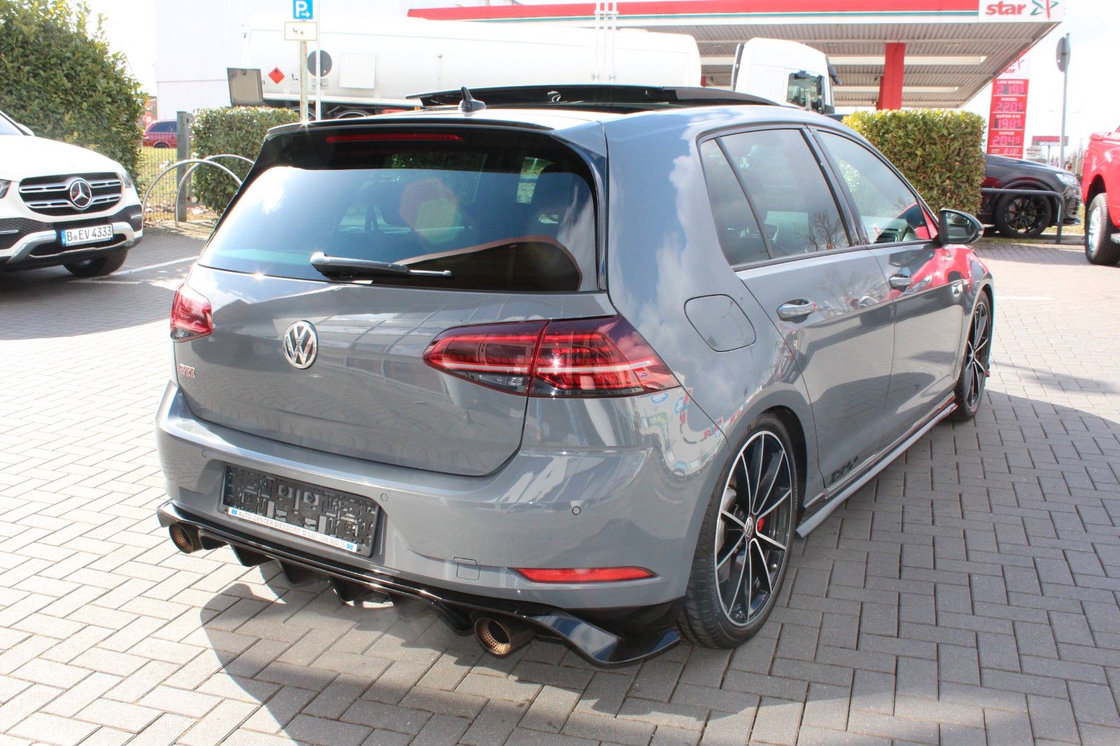 Volkswagen Golf VII GTI TCR Akrapovic Panorama DynAudio foto 5