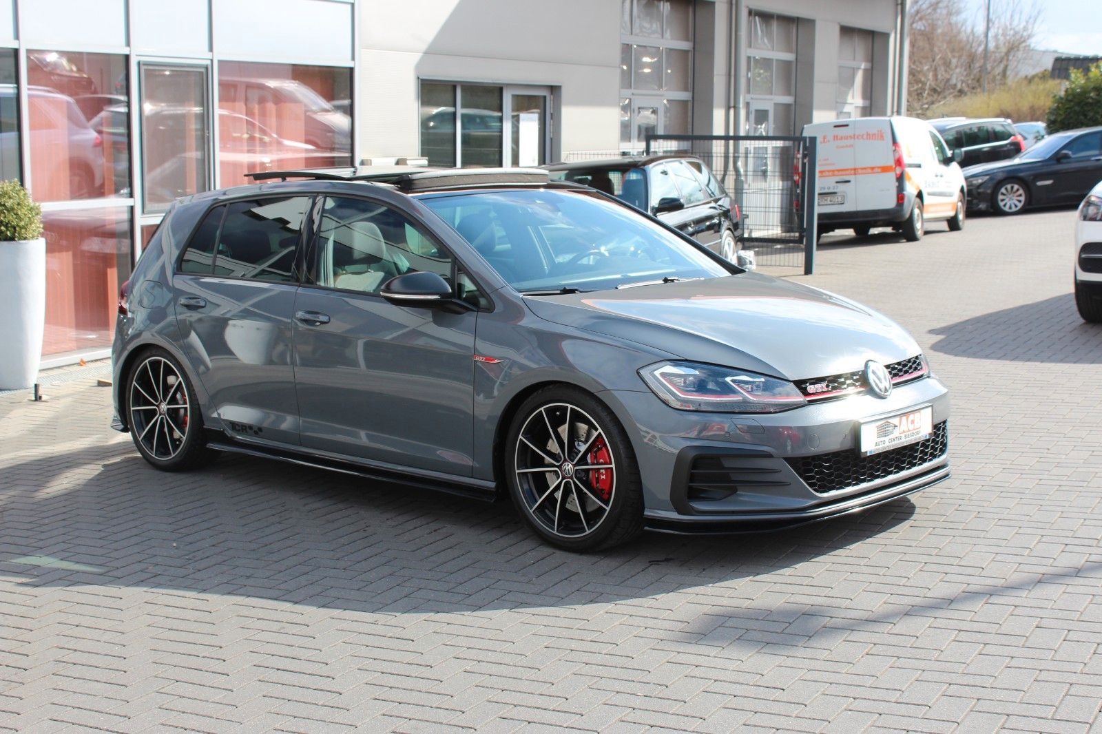 Volkswagen Golf VII GTI TCR Akrapovic Panorama DynAudio foto 7