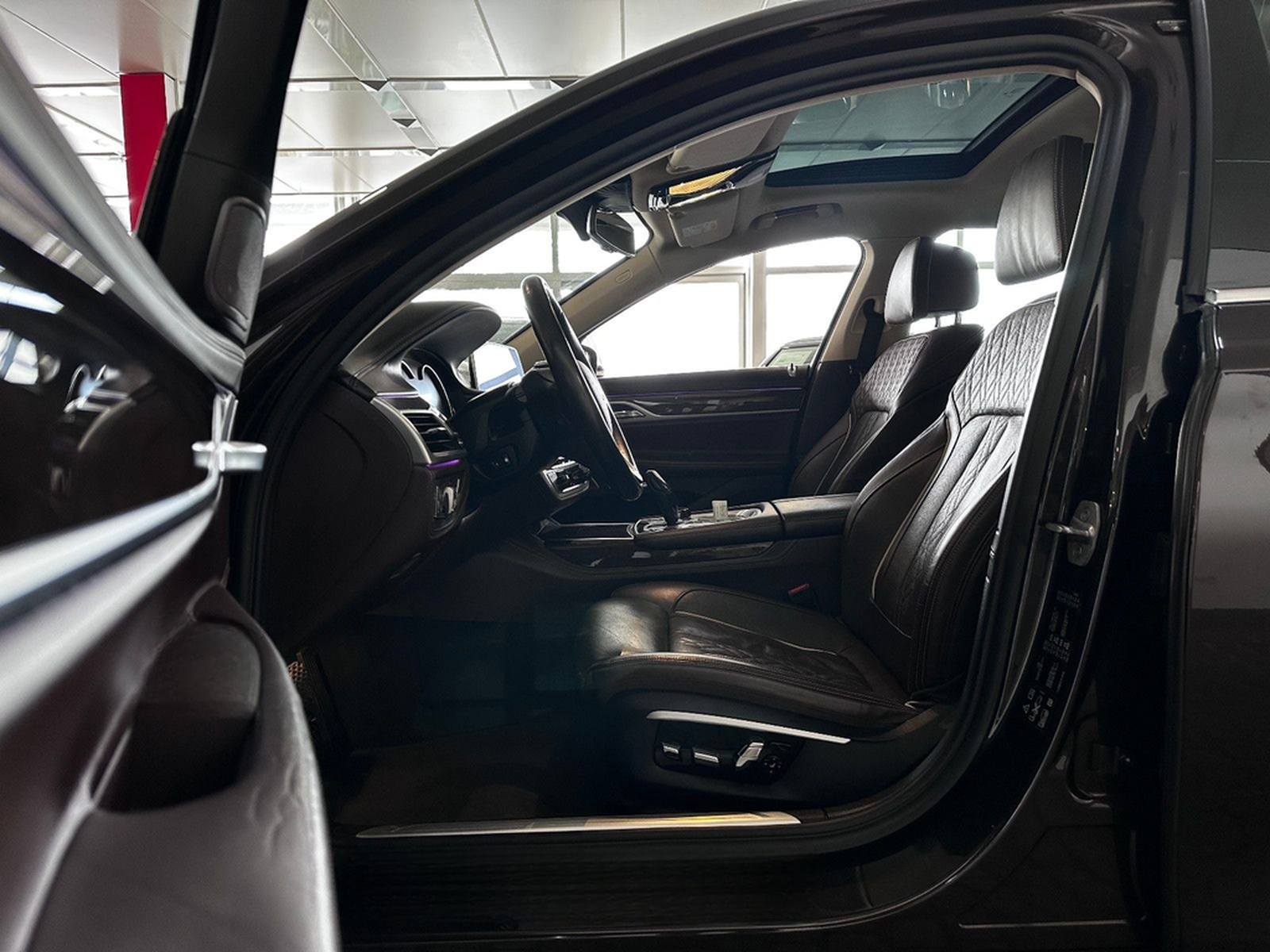 BMW 750d xDrive CarbonCore//Laser//Ambiente foto 11
