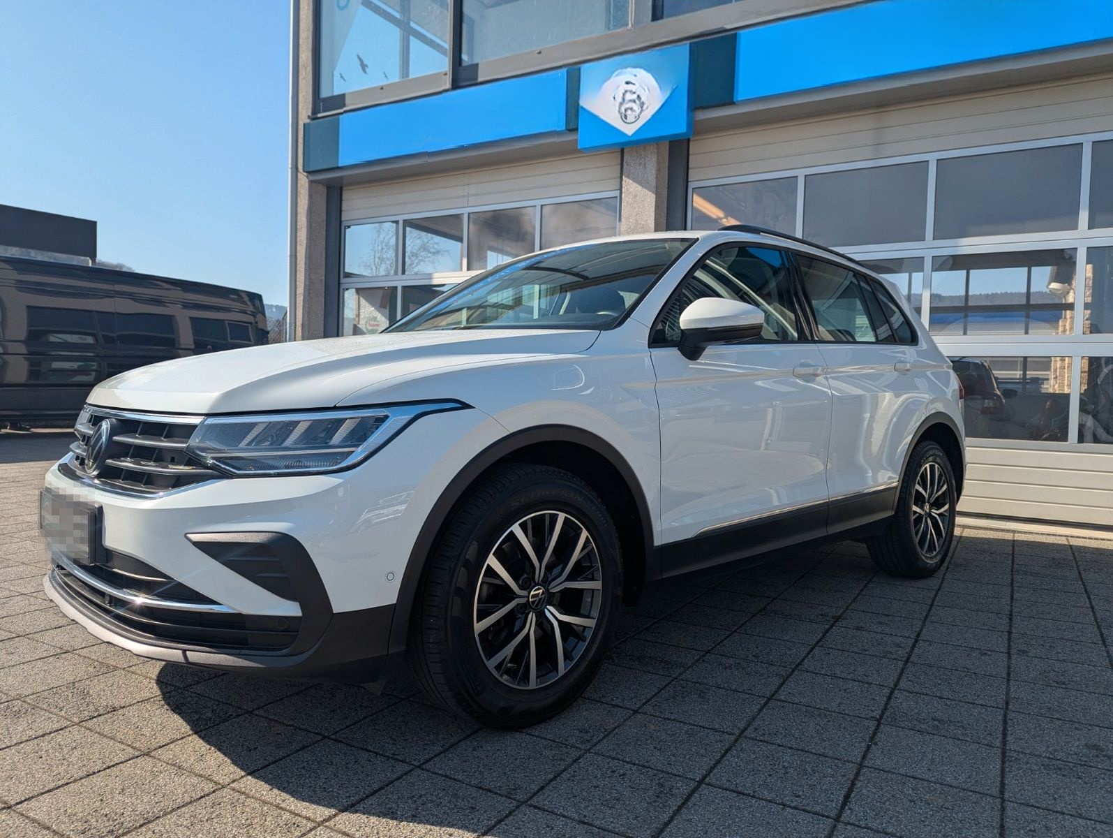 Volkswagen Tiguan Life *AHK**Navi*Kamera*Spurhalte*1.Hd.* foto 4