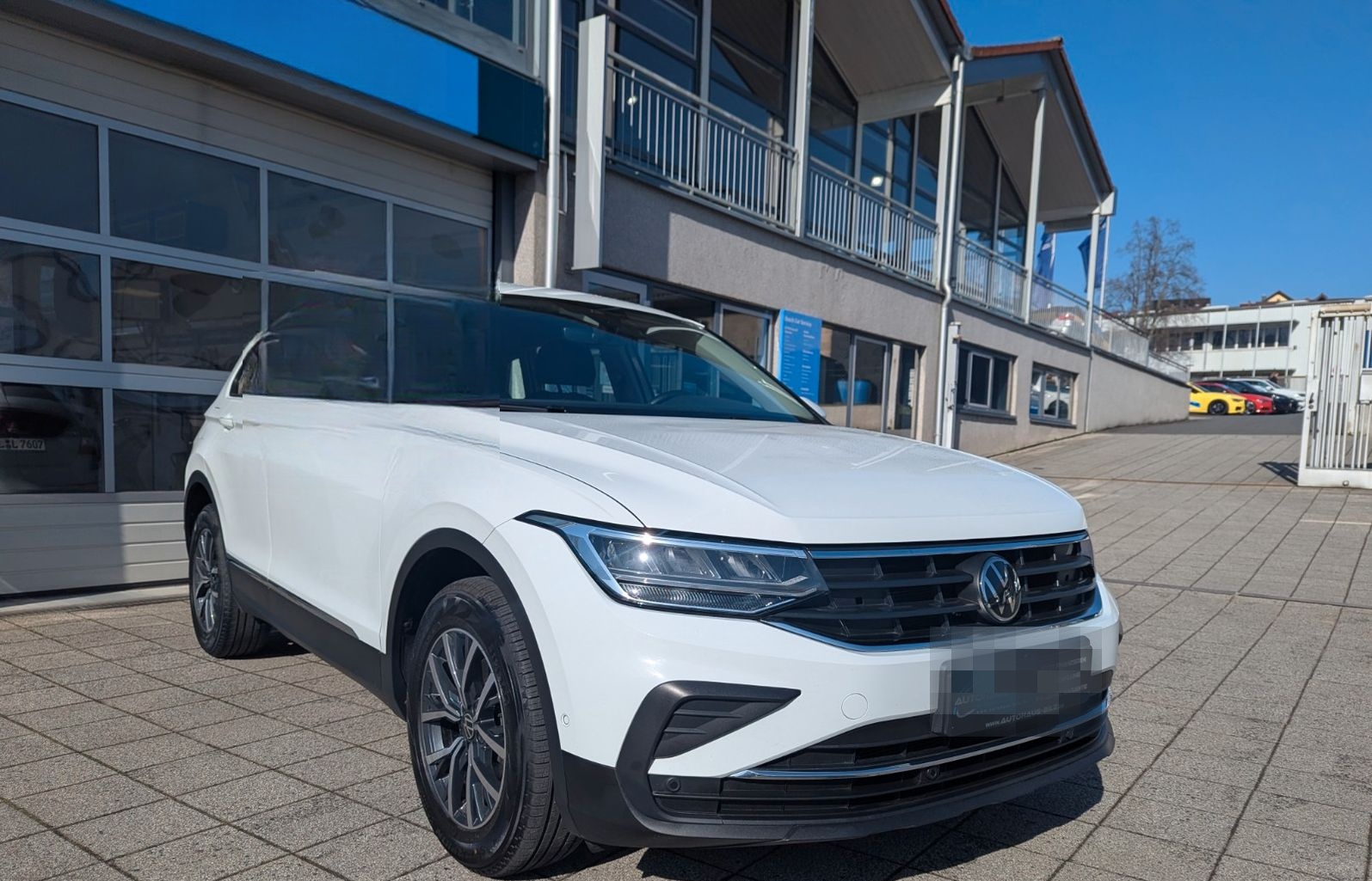 Volkswagen Tiguan Life *AHK**Navi*Kamera*Spurhalte*1.Hd.* foto 6