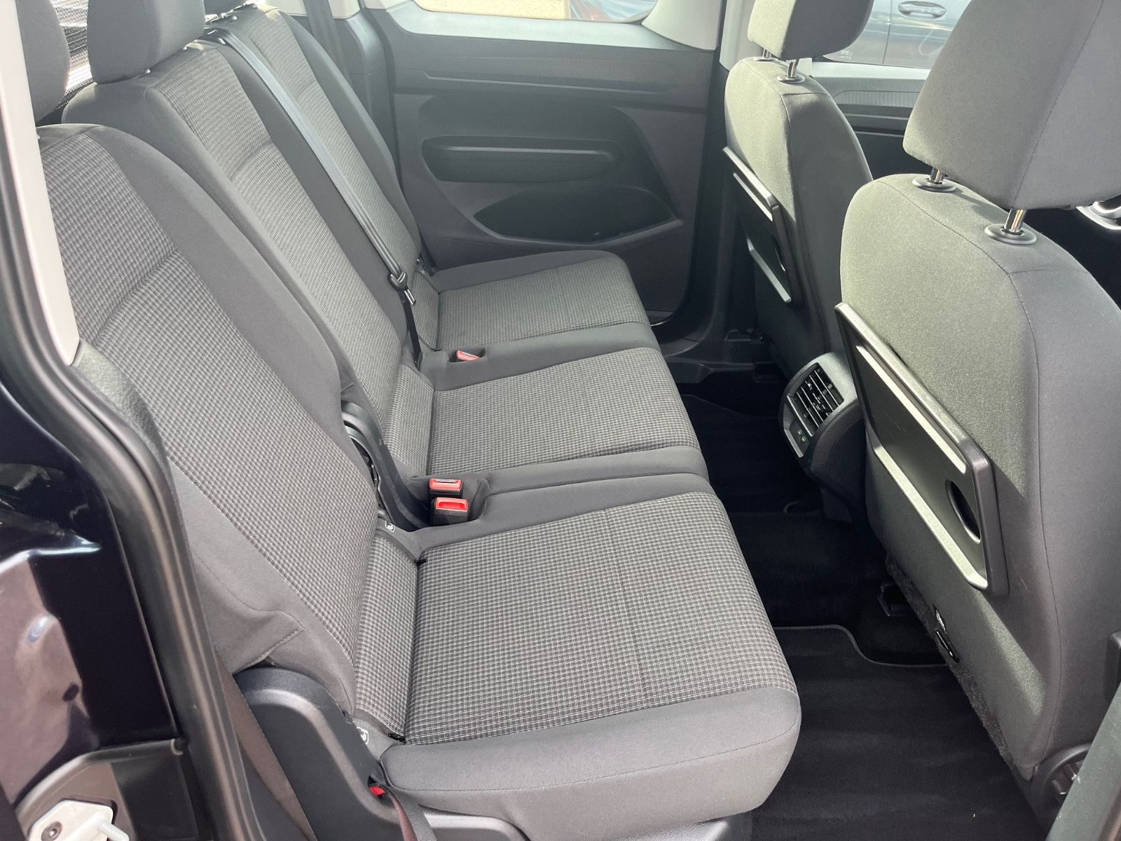 Volkswagen Caddy 4Motion mit PDC+Standhzg.+Garantie foto 17