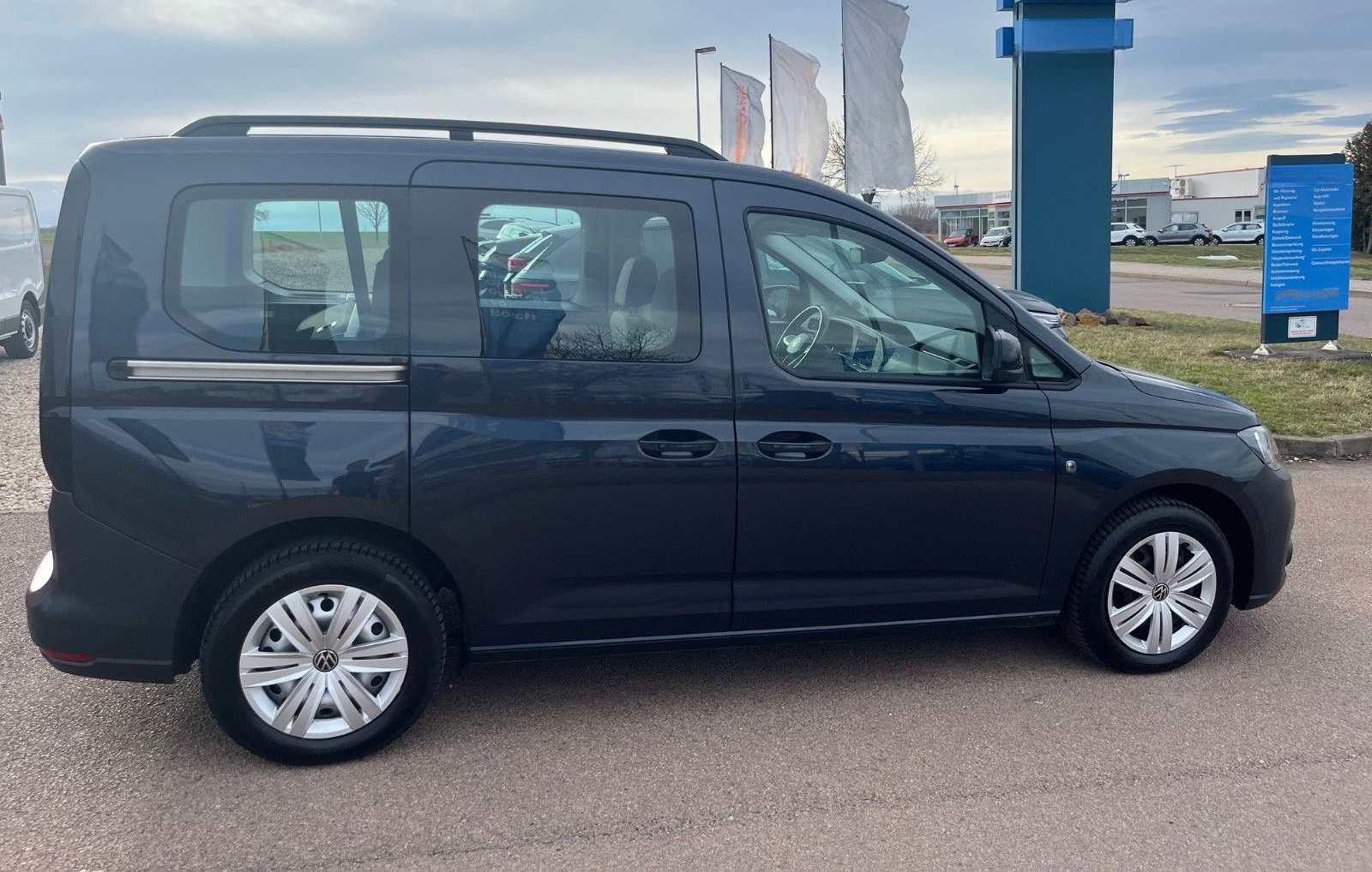 Volkswagen Caddy 4Motion mit PDC+Standhzg.+Garantie foto 7