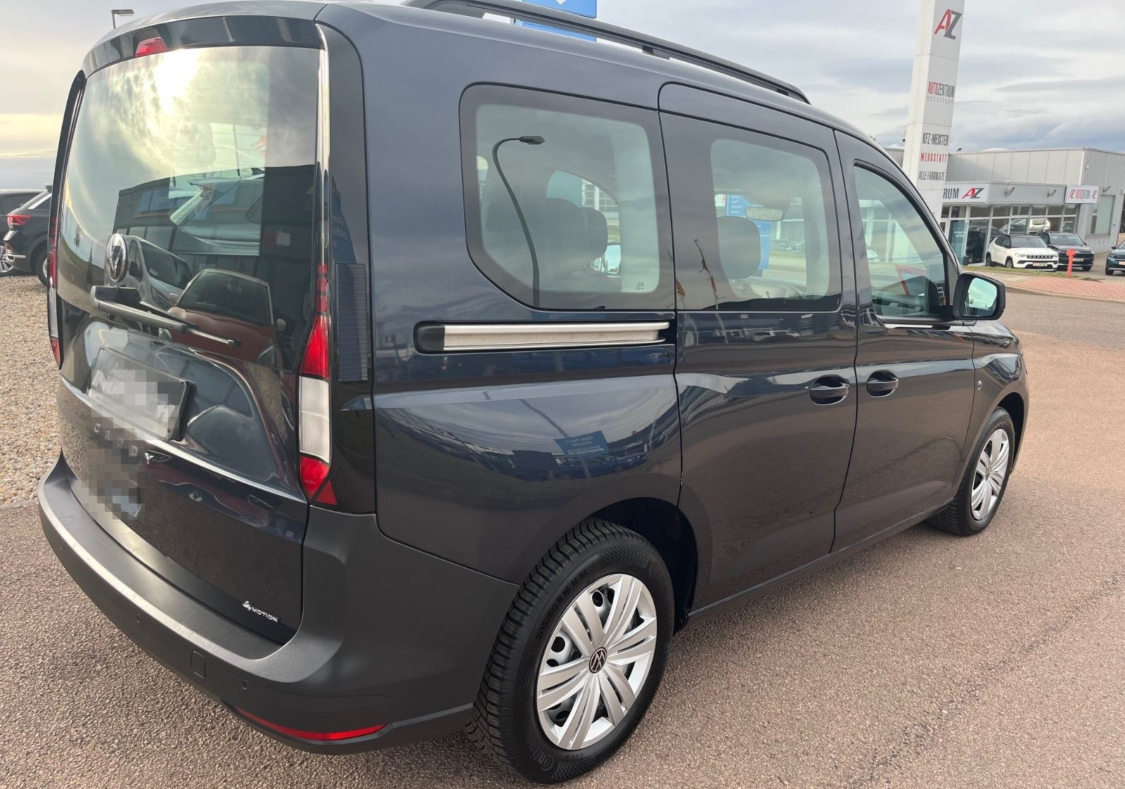 Volkswagen Caddy 4Motion mit PDC+Standhzg.+Garantie foto 8