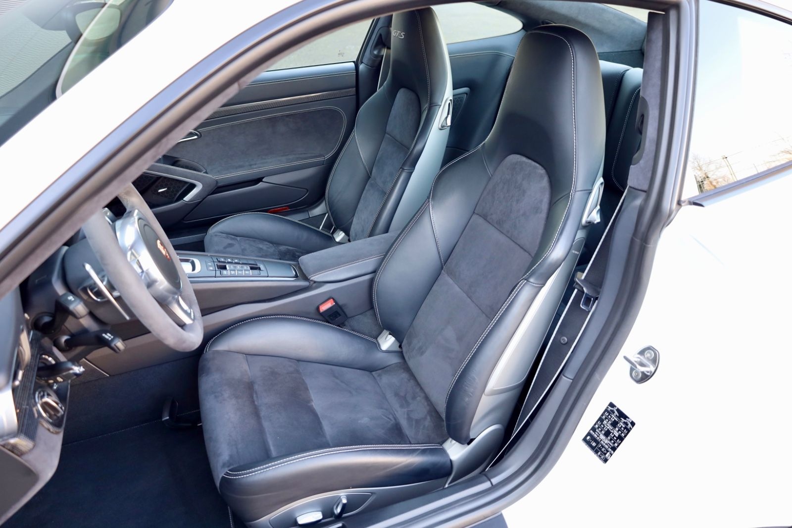 Porsche 911 Carrera GTS *3.8L*BRD-FZG*2.HAND*38TKM* foto 5
