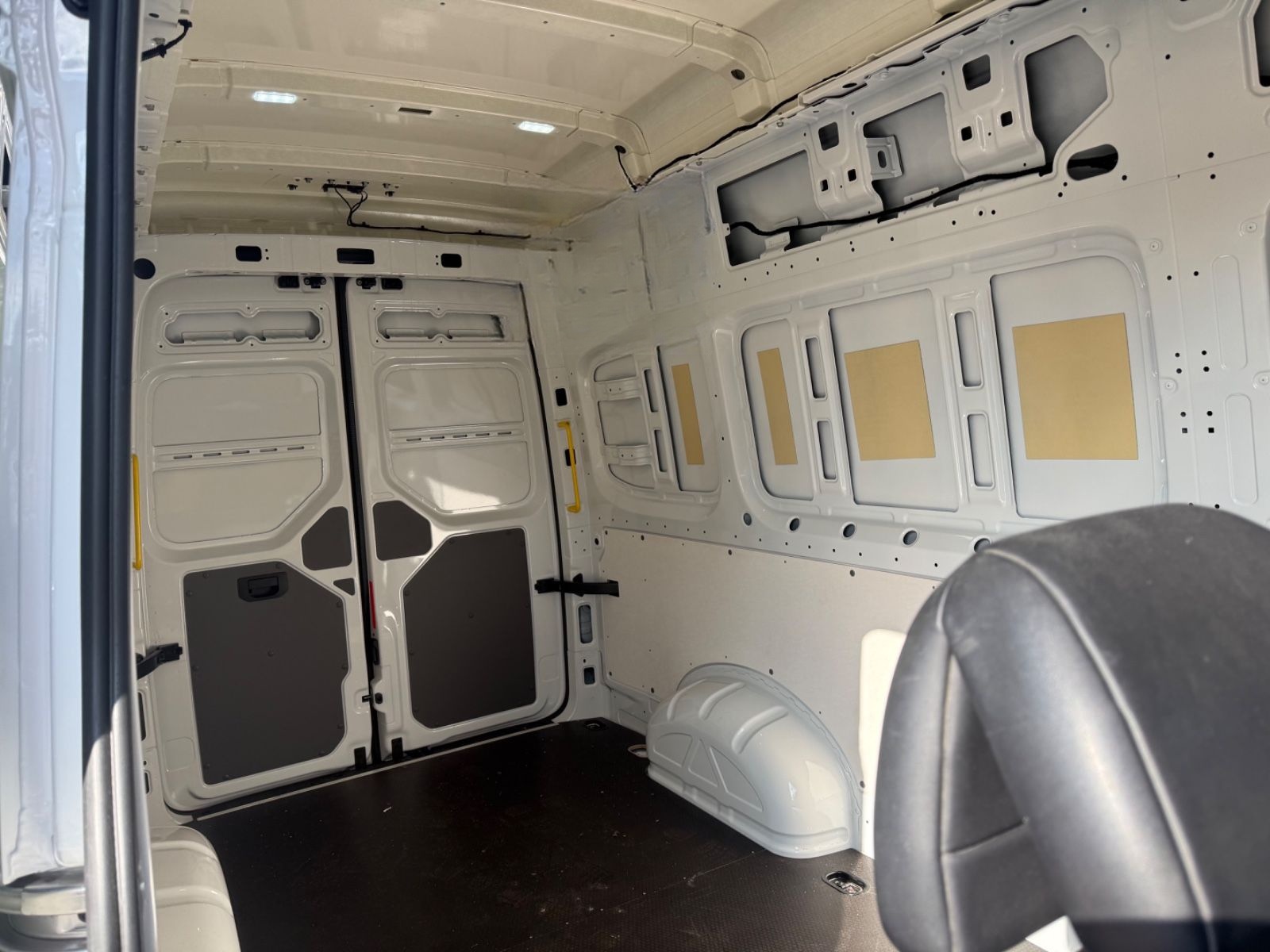 Volkswagen Crafter Plus Mixto Superhoch 5-Sitzer Automatik foto 13