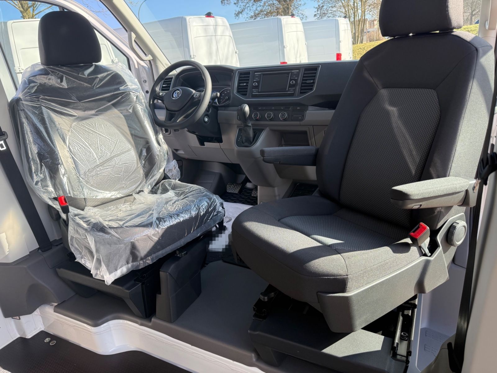 Volkswagen Crafter Plus Mixto Superhoch 5-Sitzer Automatik foto 10