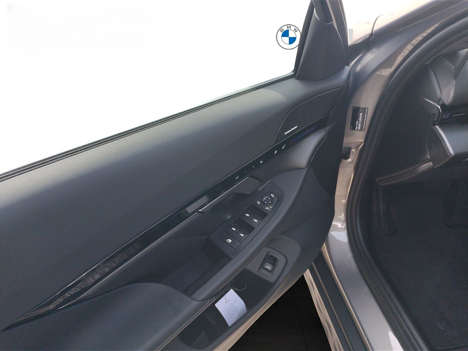 BMW 520d xDrive Touring Head-Up Standheizung AHK foto 10