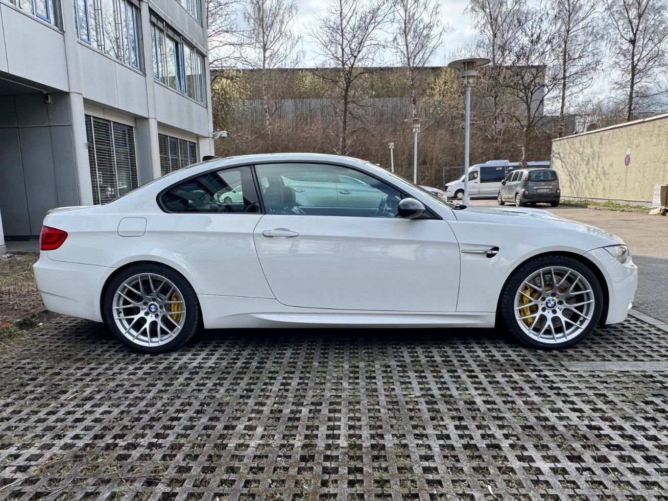 BMW M3 Coupe DKG LCI*Leder*Bi-Xenon*netto: 34.286 foto 4