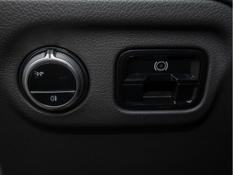 Mercedes-Benz EQE 350+ AMG-Sport/LED/Cam/Memo/Night/Ambi/19' foto 22