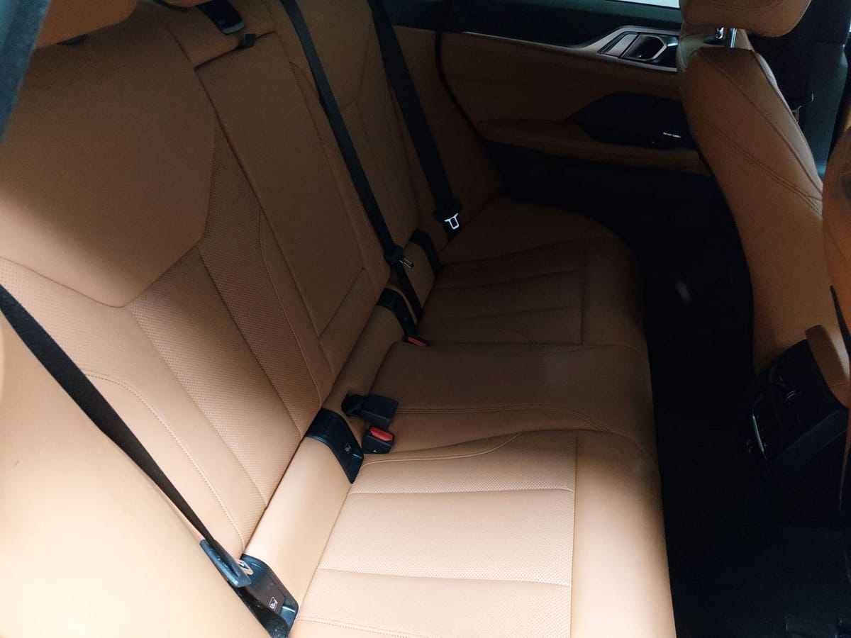 BMW i4 Gran Coupé eDrive40 Leder Navi LED RFK Shz foto 12