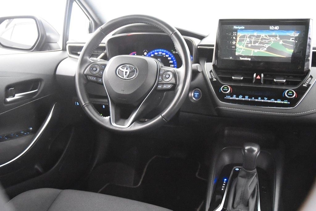 Toyota Corolla 1,8 Hybrid  *1.Hand*Navi*Park ass.* foto 11