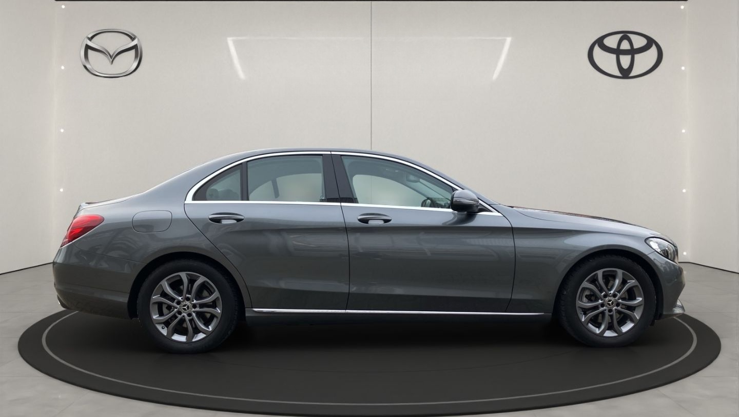 Mercedes-Benz C 200 CGI+AVANTGARDE+TEILLEDER+NAV+AHK !! foto 6