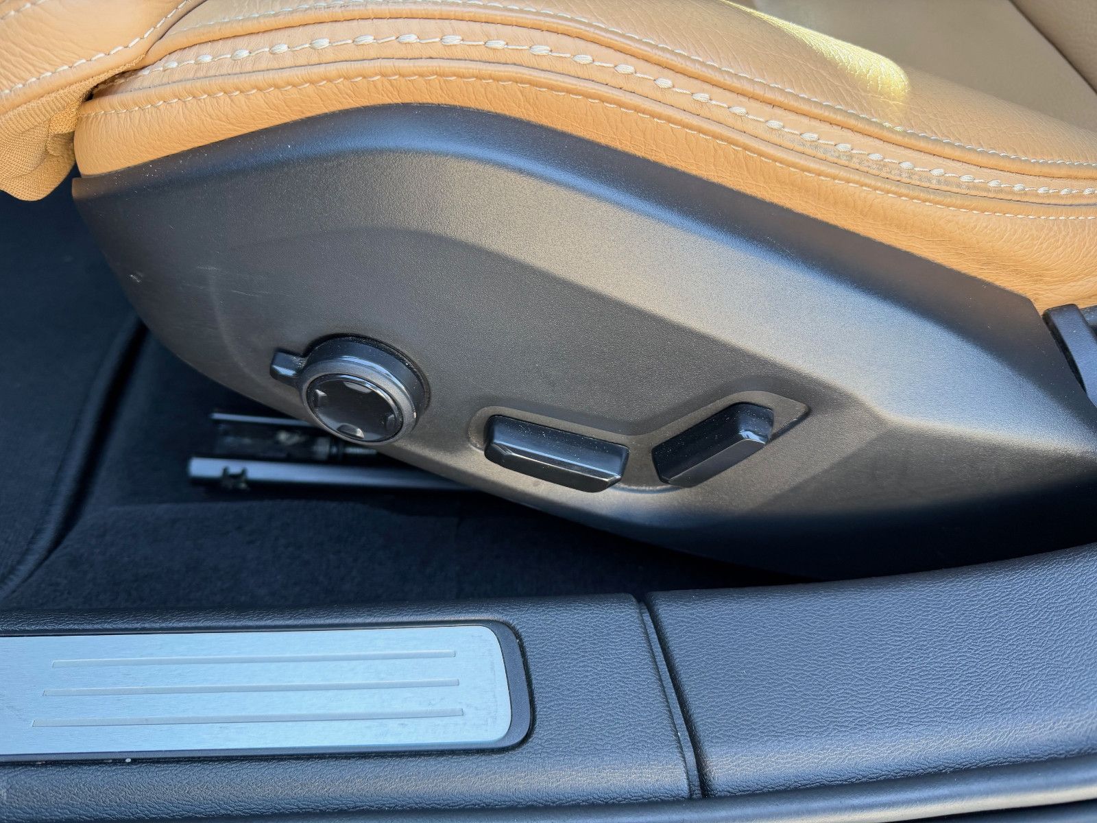 Volvo V60 D4 Cross Country Pro AWD RADAR+F-LED+h/k+CAM foto 14