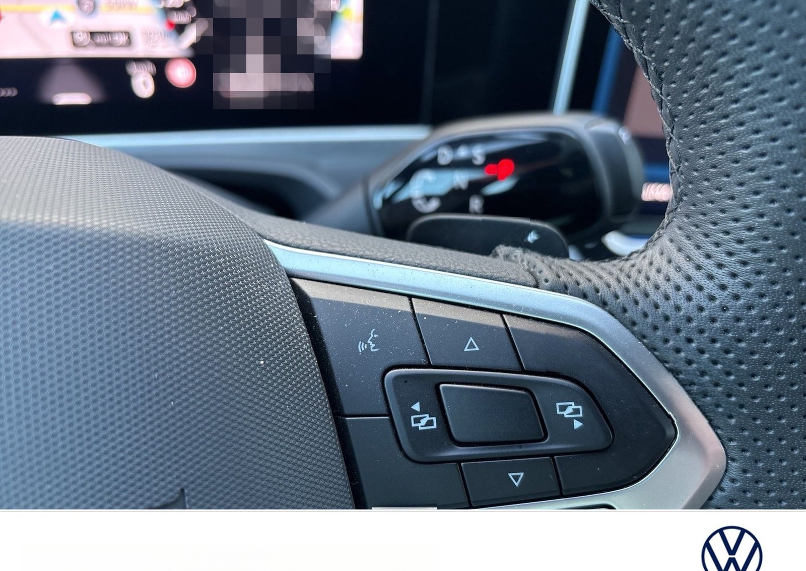 Volkswagen Passat Variant 1.5 HYBRID R-LINE BLACKSTYLE PANO foto 19