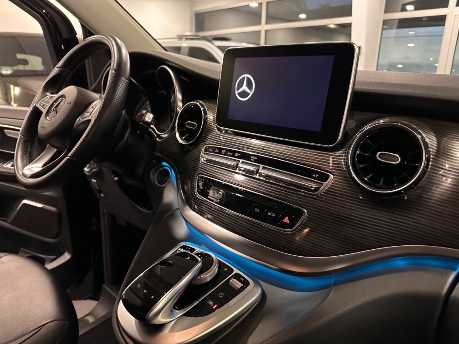 Mercedes-Benz V 300 AVANTGARDE EDITION*Lang*Leder* AMG*StHz* foto 13