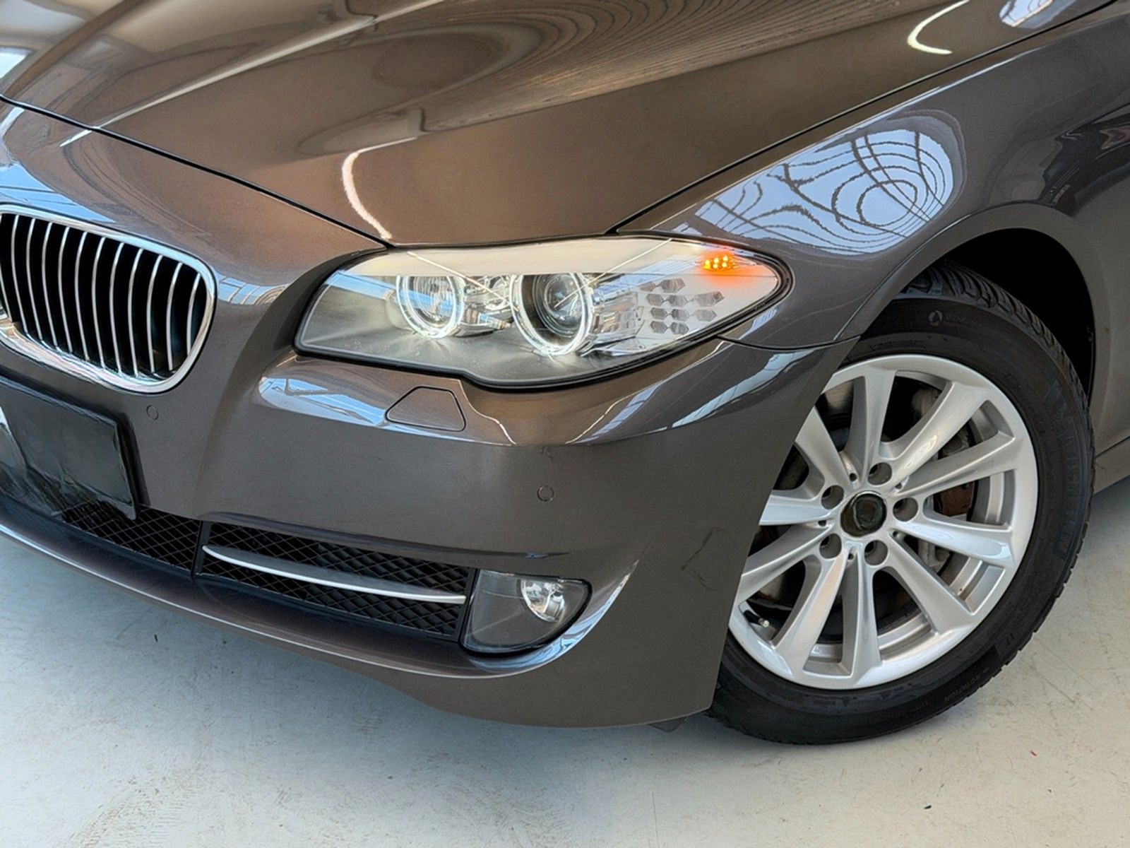 BMW 530d*1.Hand*Head-Up*Bi-Xenon*Navi-Prof*GSD*Soft foto 3