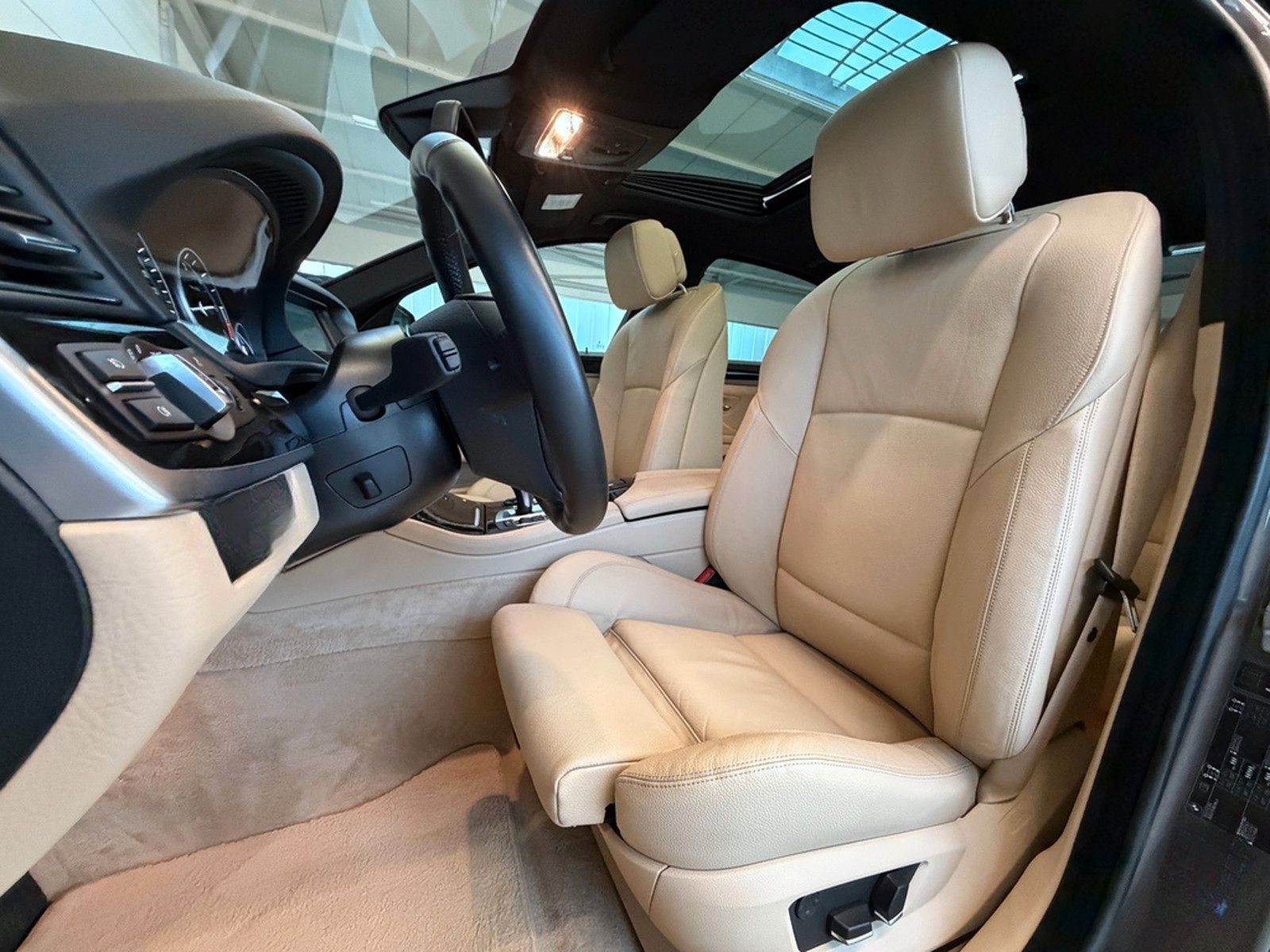 BMW 530d*1.Hand*Head-Up*Bi-Xenon*Navi-Prof*GSD*Soft foto 23