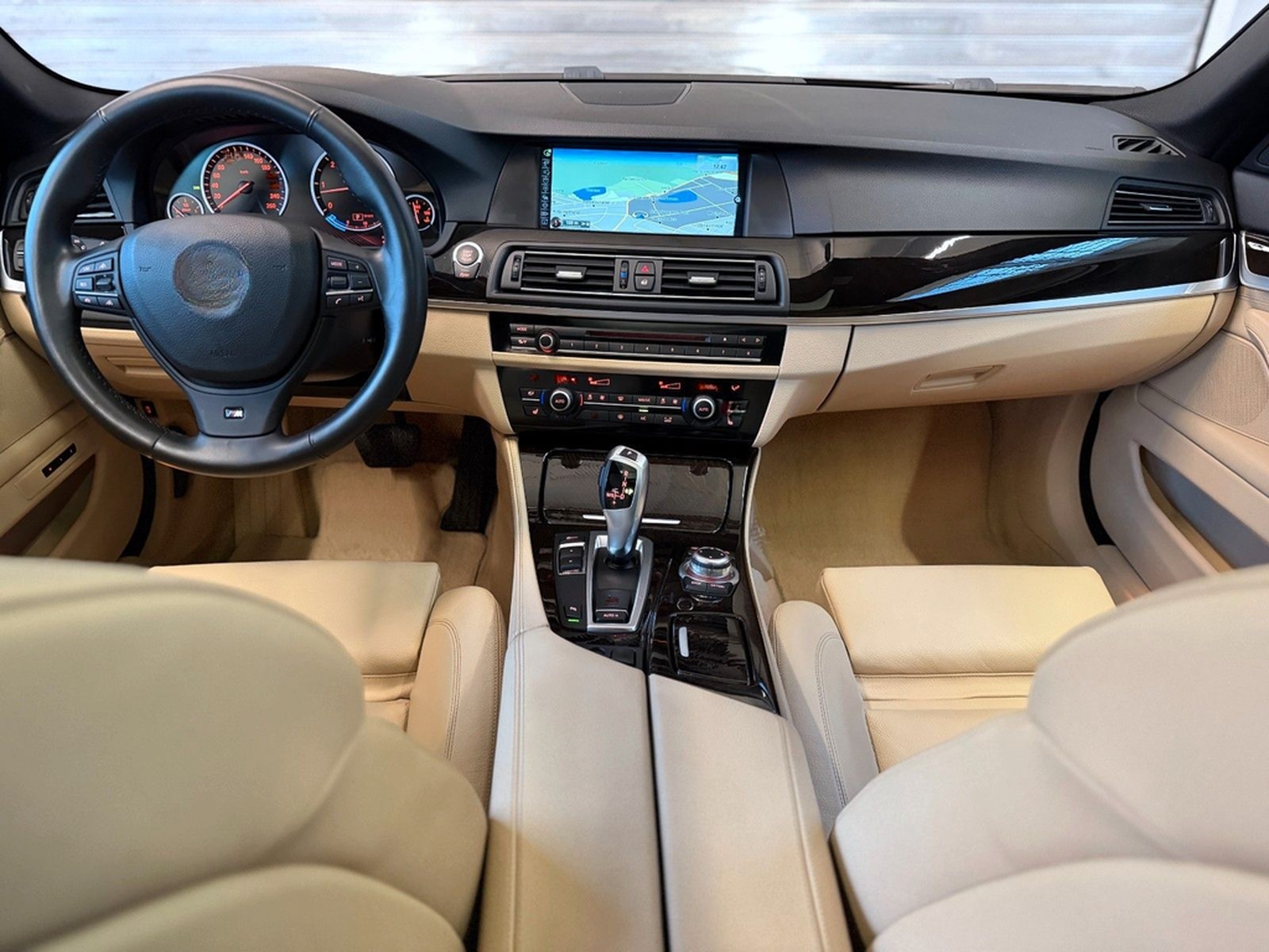 BMW 530d*1.Hand*Head-Up*Bi-Xenon*Navi-Prof*GSD*Soft foto 37