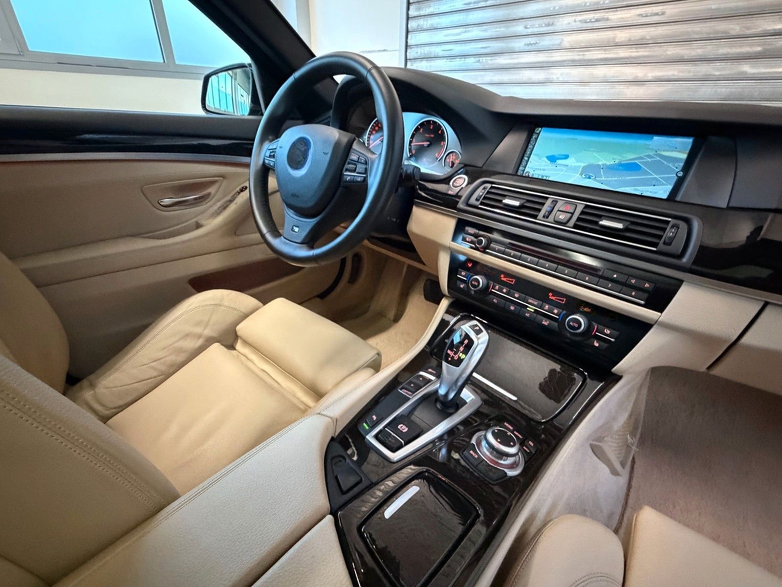 BMW 530d*1.Hand*Head-Up*Bi-Xenon*Navi-Prof*GSD*Soft foto 41