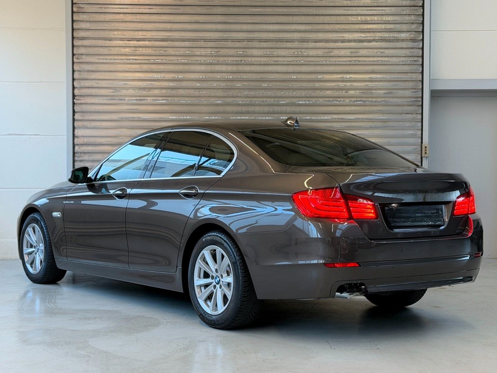 BMW 530d*1.Hand*Head-Up*Bi-Xenon*Navi-Prof*GSD*Soft foto 10
