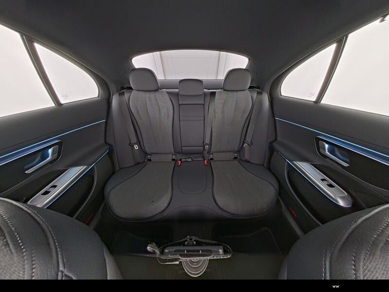 Mercedes-Benz E 200 AVANTGARDE/AHK/LED/DISTRONIC/KAMERASHZ foto 8