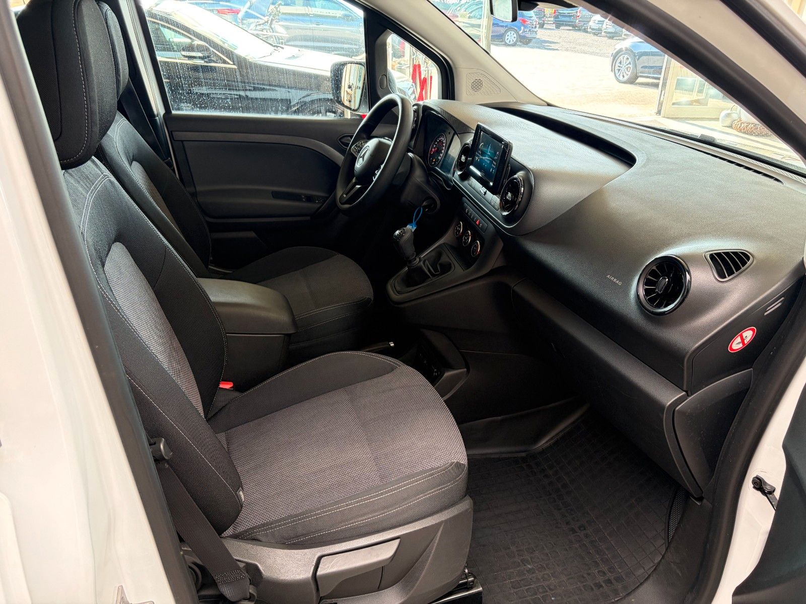 Mercedes-Benz Citan Kombi  Tourer 110 CDI/KAM/MBUX/DAB/KLIMA foto 13