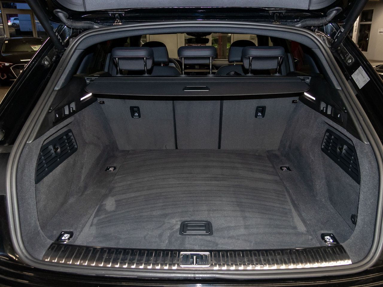 Audi Q8 e-tron 50 quattro S line Matrix LED Head Up foto 9