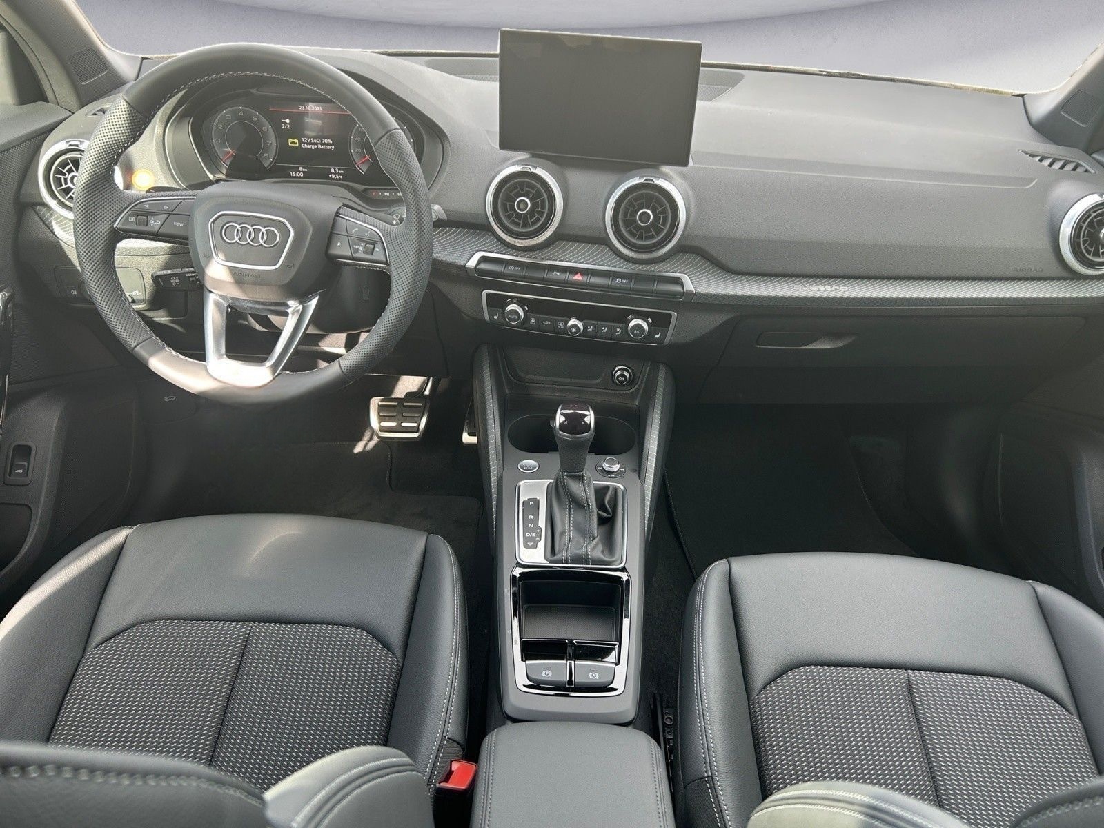 Audi Q2 S line 40 TFSI quattro 140(190) kW(PS) S tron foto 8