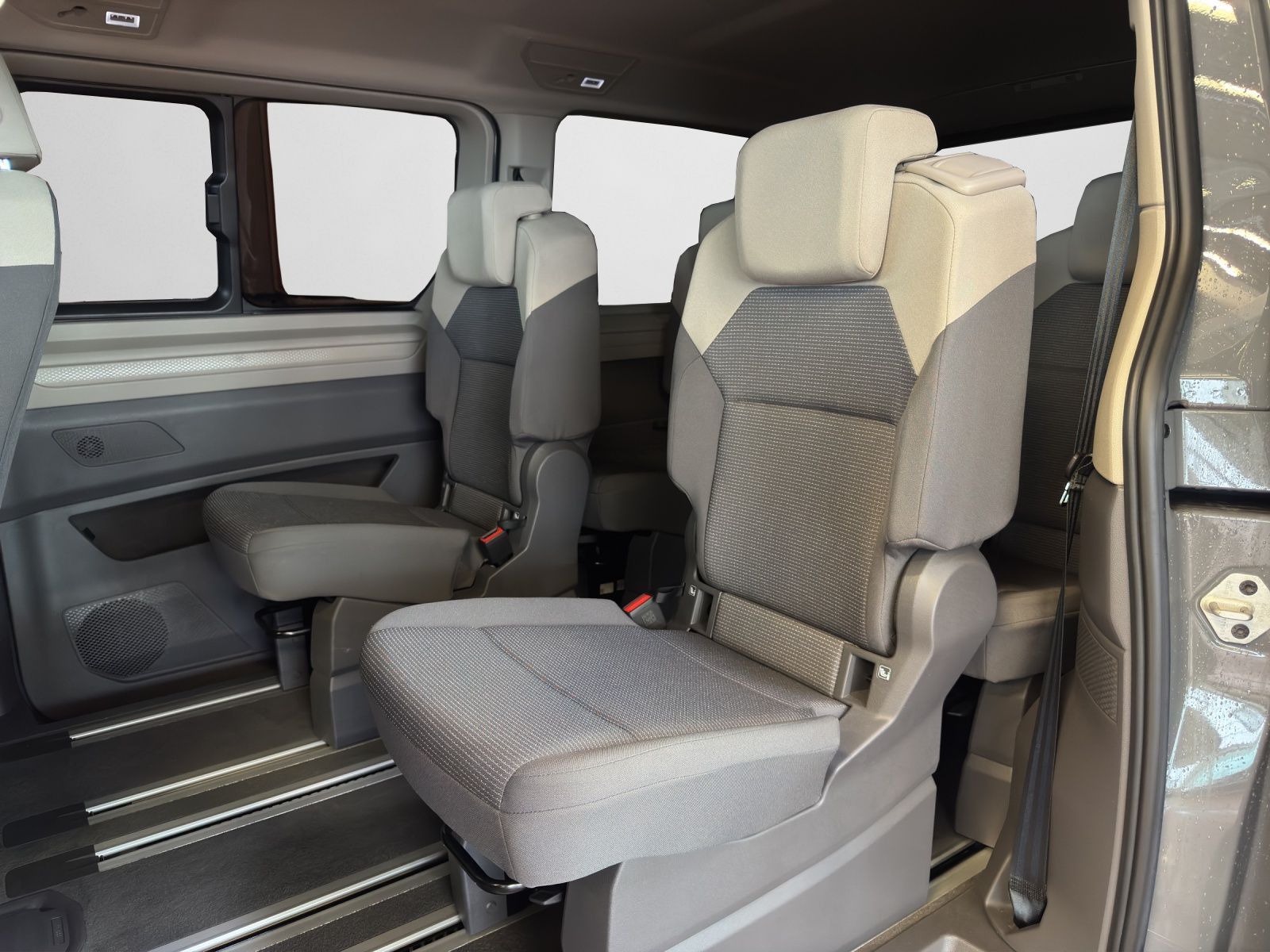 Volkswagen T7 Multivan 2.0 TDI DSG lang *Navi*AHK*Kamera*Si foto 14