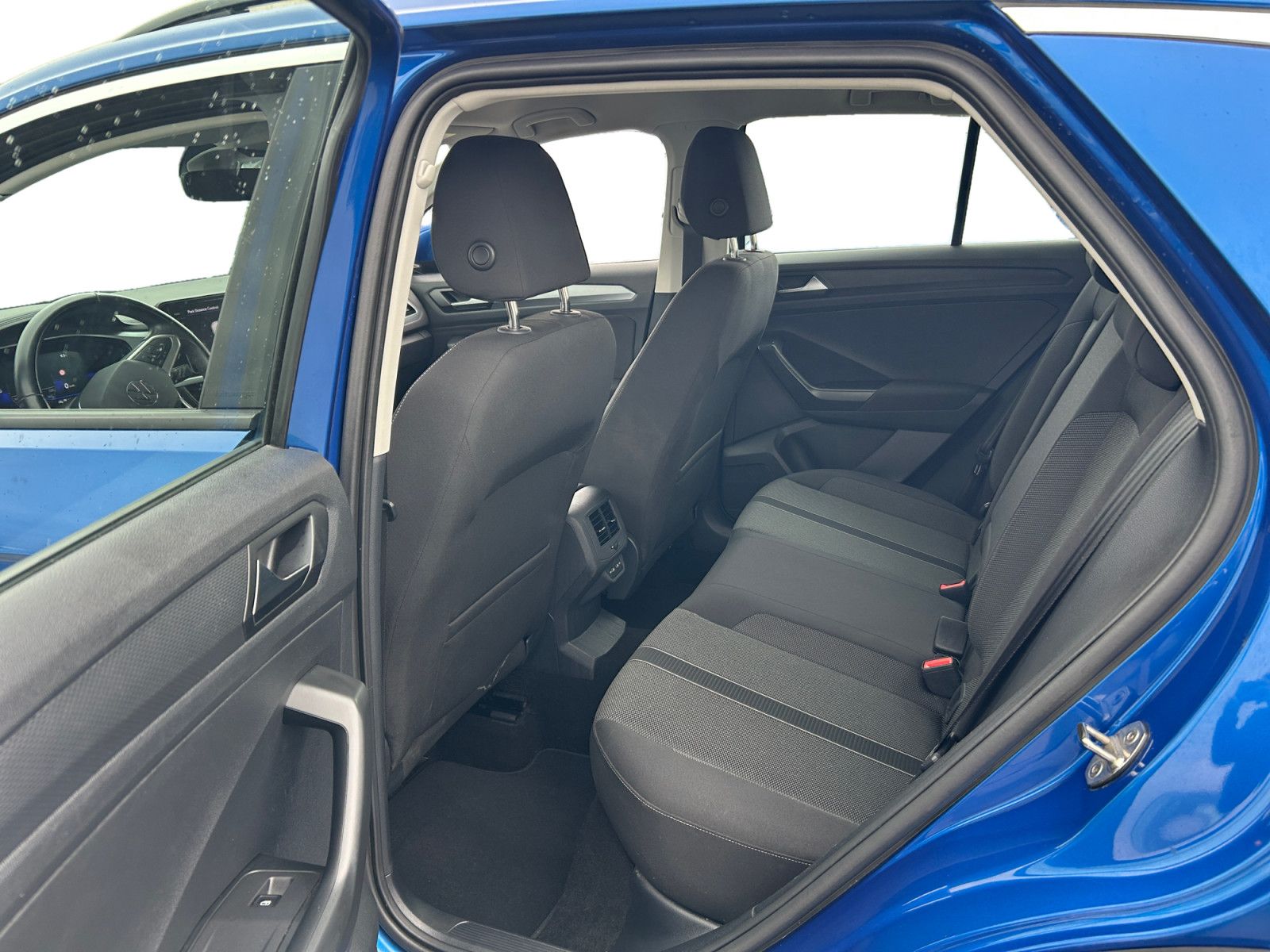 Volkswagen T-Roc 1.0TSI Life LED Nav AHK Parklenk APP Sitzh foto 11