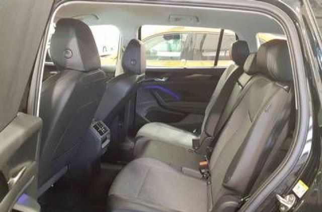 Volkswagen Tayron 2.0 TDI DSG 4Mot. 7-Sitzer IQ.LIGHT 360° foto 4