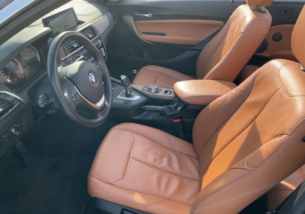 BMW 218d Cabrio LUXURY LINE LED NAVI LEDER H/K 18" foto 10