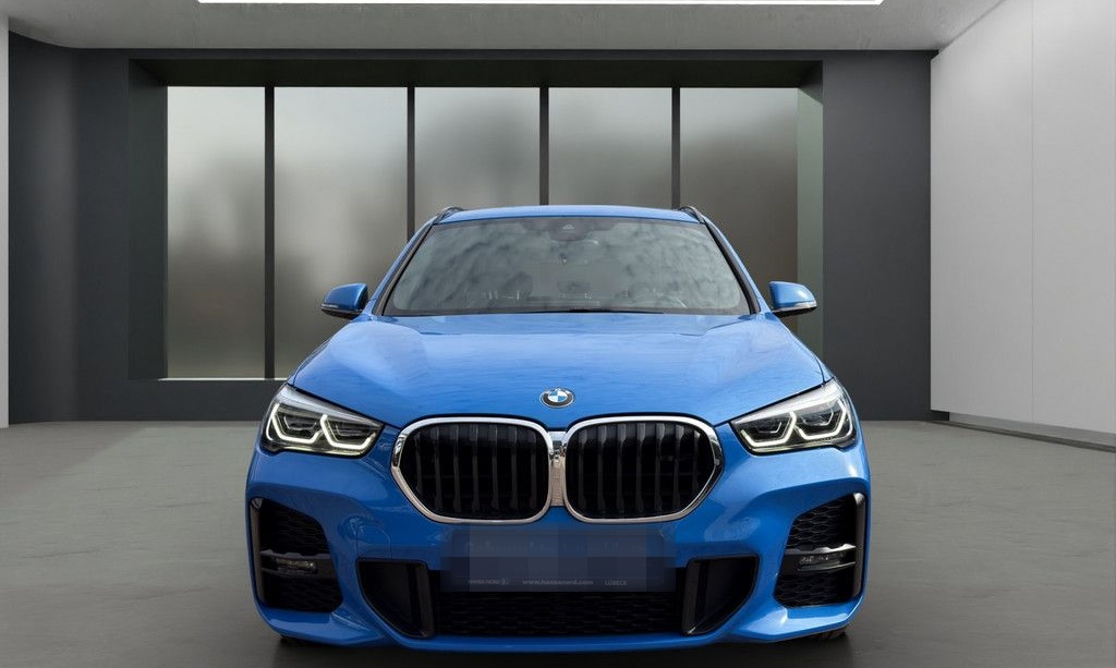 BMW X1 sDrive18d M-SPORT LED NAVI HUD KAMERA 18" foto 3