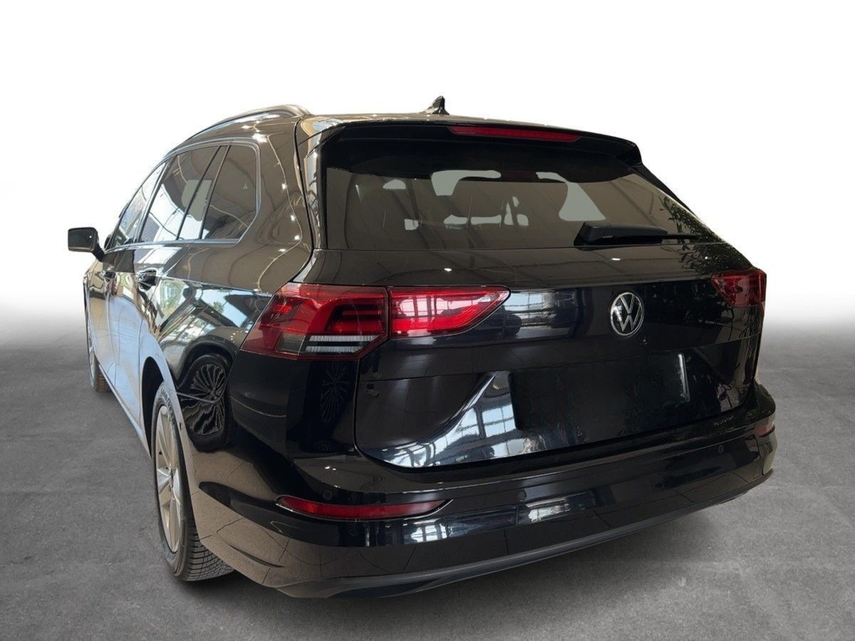 Volkswagen Golf VIII Variant 1.5 eTSI DSG Life Navi P-Dach foto 3
