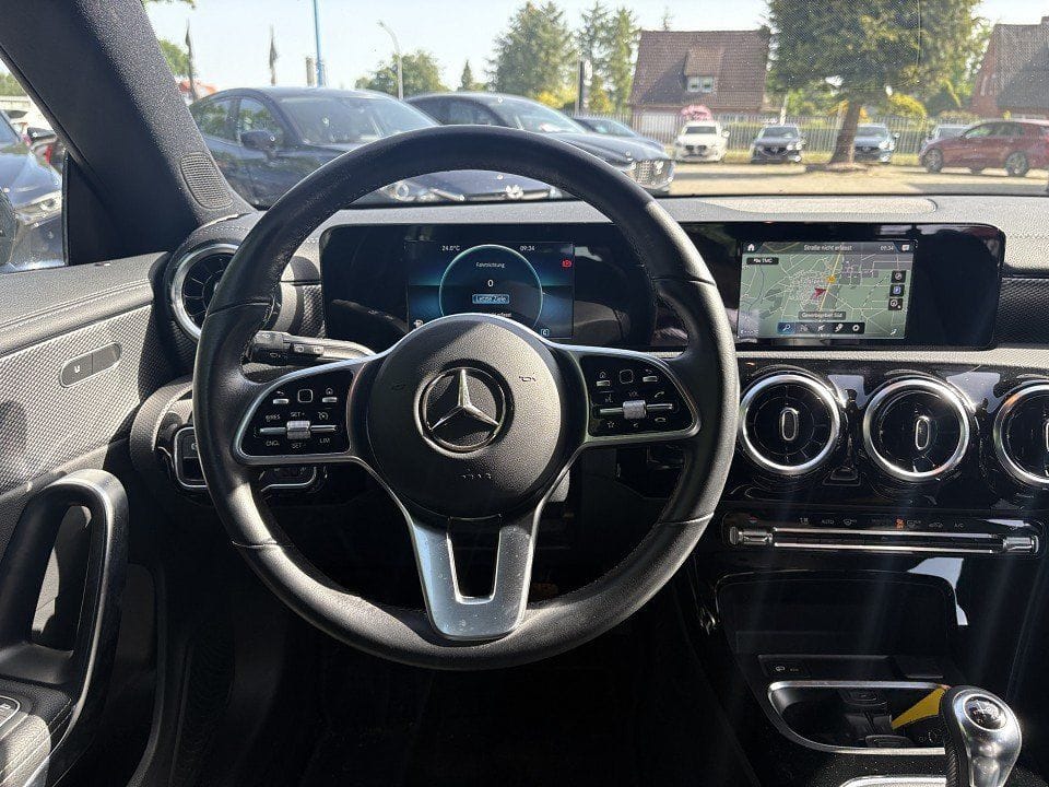Mercedes-Benz CLA 180d Shooting Brake, Progressive , LEDER, NA foto 14