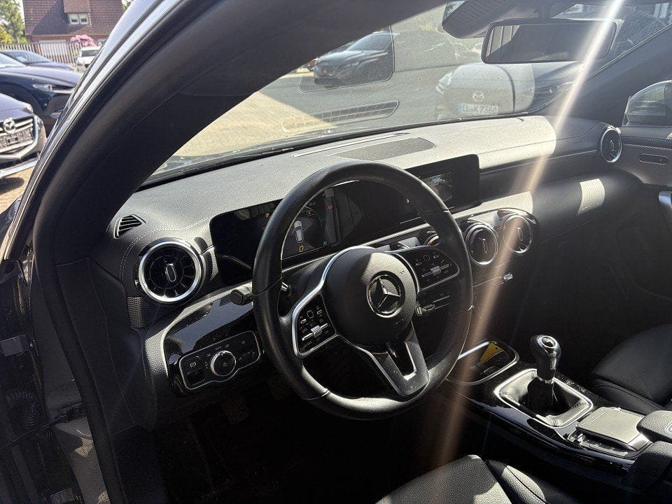 Mercedes-Benz CLA 180d Shooting Brake, Progressive , LEDER, NA foto 7
