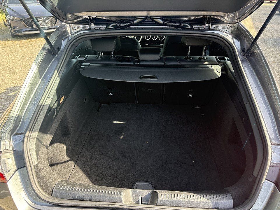 Mercedes-Benz CLA 180d Shooting Brake, Progressive , LEDER, NA foto 10
