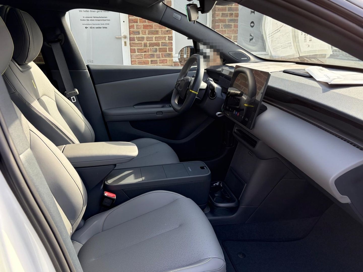 Lynk&Co 02 More 200 kW Panorama Navi Leder Digitales Coc foto 6